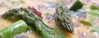 Omelette légère aux asperges vertes