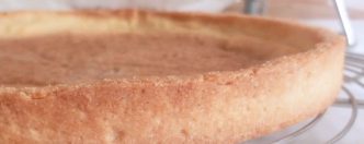 Pâte sucrée aux amandes bien beurrée