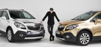 Opel offre des éclairs signés Guillaume Sanchez dans les rues parisiennes