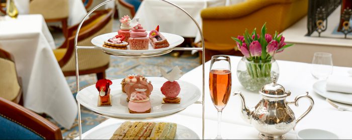 Afternoon tea, le Lanesbourough célèbre la Reine et la Princesse d'Angleterre